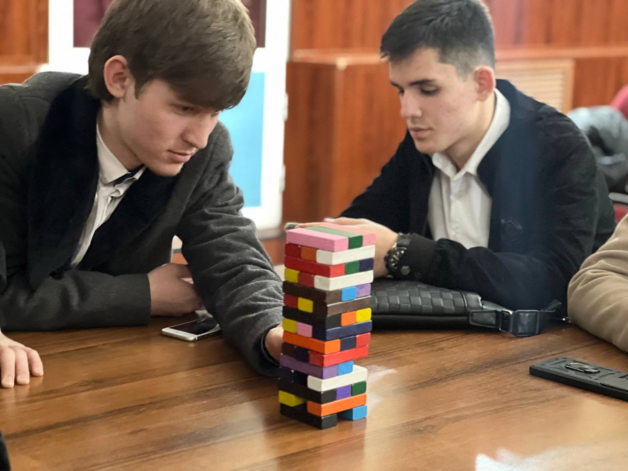 Провели развлекательную игру «Дженга»